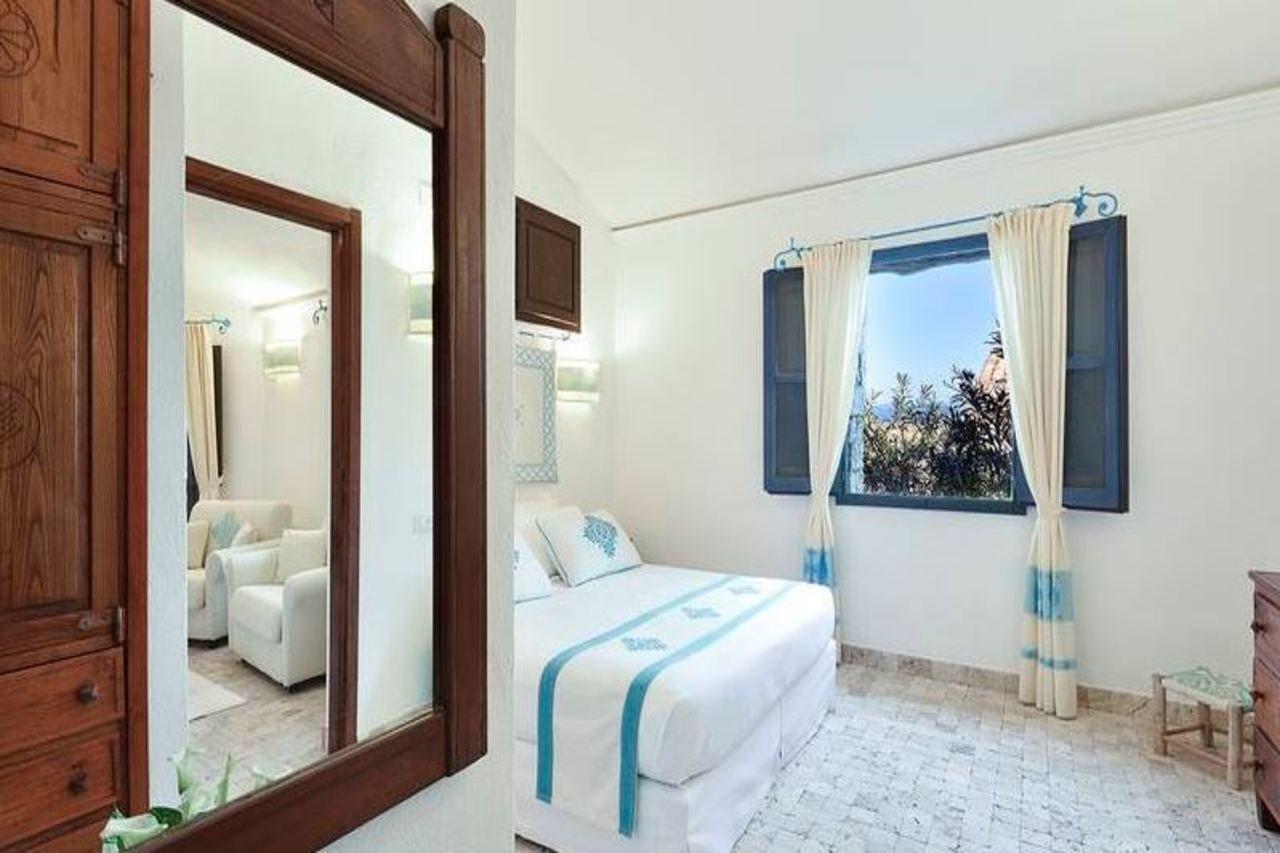 Resort Park - Borgo Cala Moresca 4*